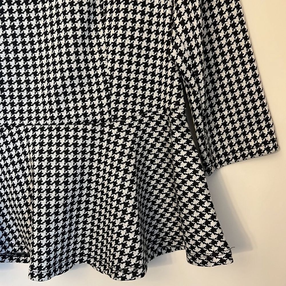 NWT Ricki’s Houndstooth Peplum Top - Picture 3 of 8